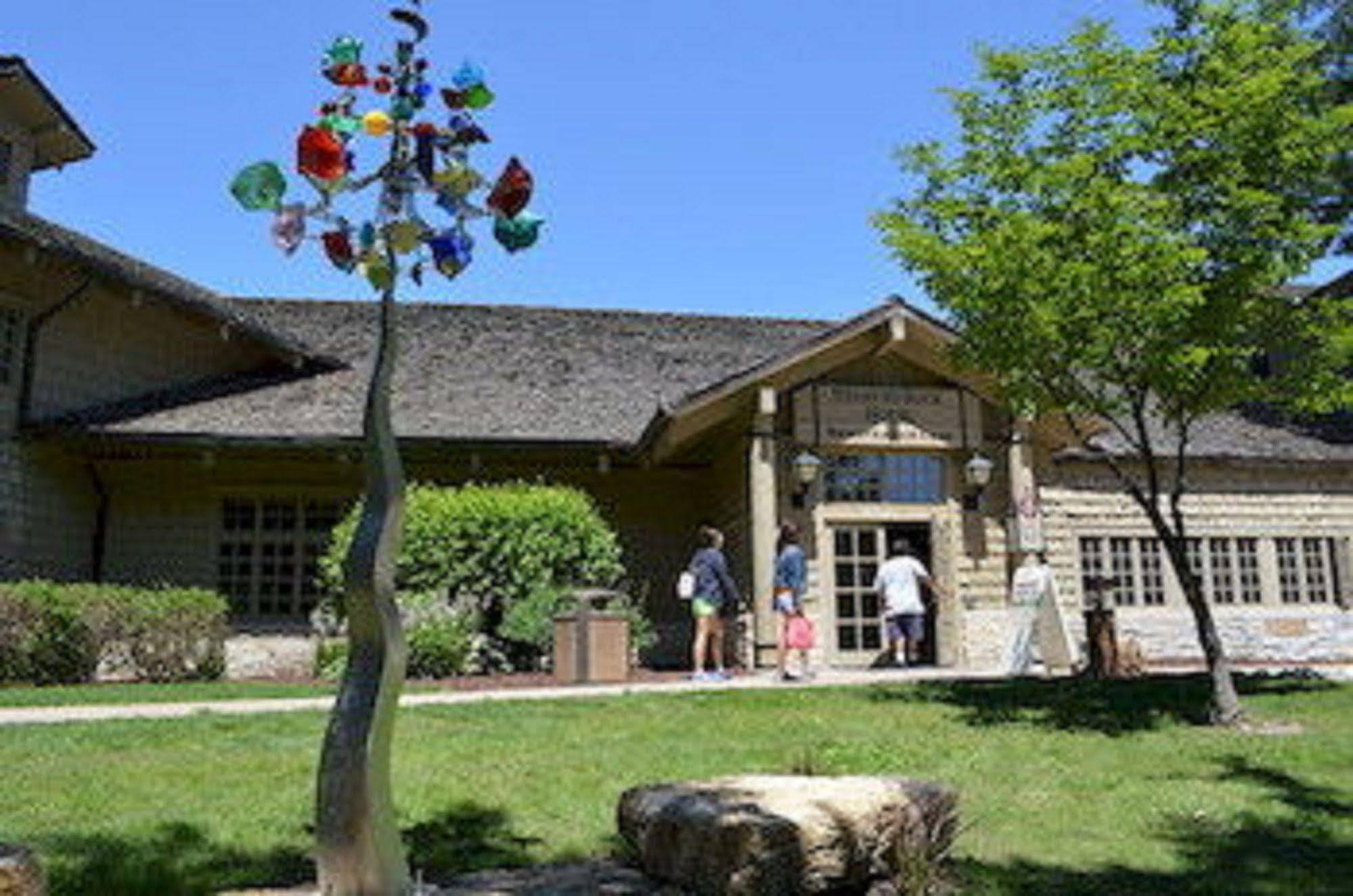 Starved Rock Lodge & Conference Center Utica Εξωτερικό φωτογραφία