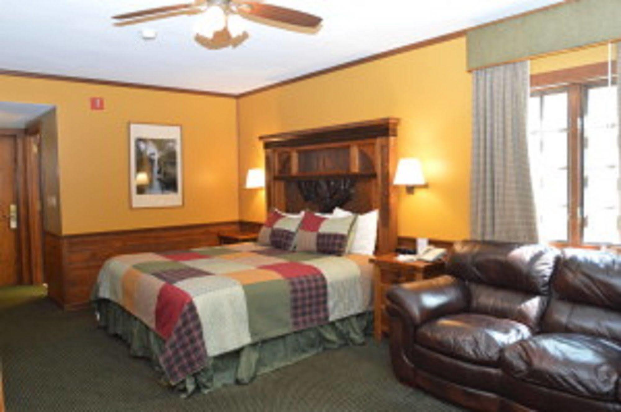 Starved Rock Lodge & Conference Center Utica Εξωτερικό φωτογραφία