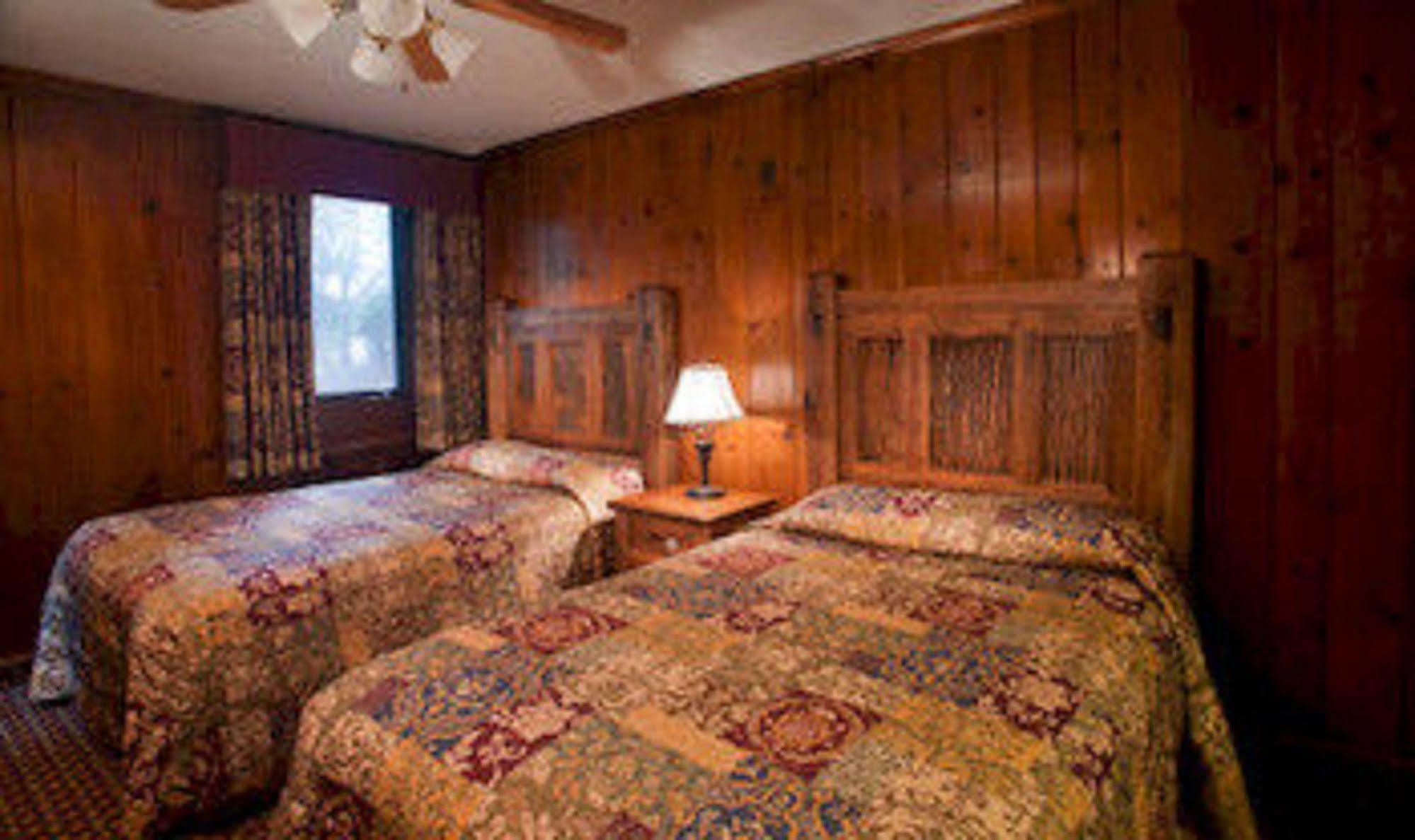Starved Rock Lodge & Conference Center Utica Εξωτερικό φωτογραφία
